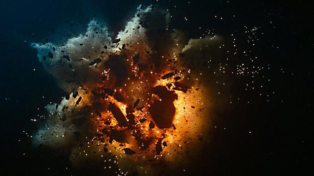在《星球大战：天行者崛起》中，一艘绪斯同级歼星舰从太空发射了一束超级强大的光束，炸毁了奇基米星